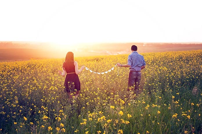 Cómo ser cariñoso: Descubre los 5 lenguajes del amor para una relación feliz